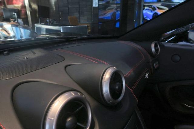 2013 Ferrari California 2dr Convertible