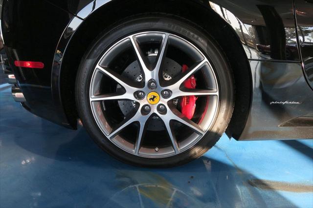 2013 Ferrari California 2dr Convertible