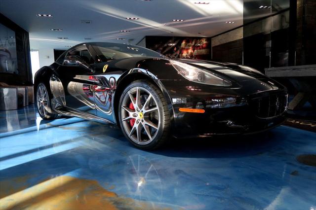 2013 Ferrari California 2dr Convertible
