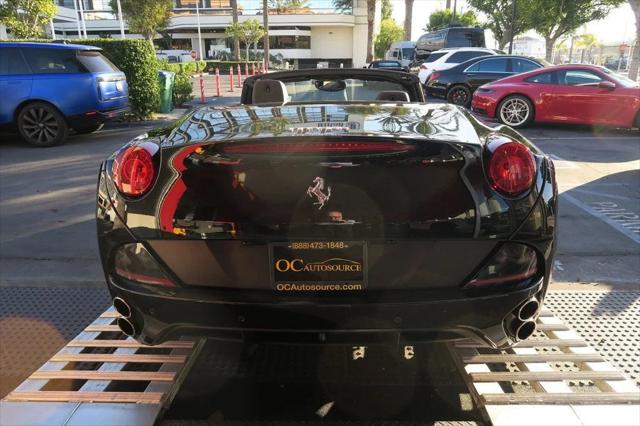2013 Ferrari California 2dr Convertible