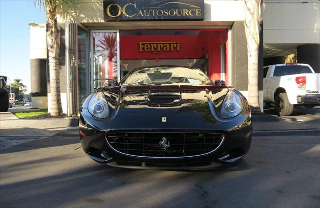 2013 Ferrari California 2dr Convertible