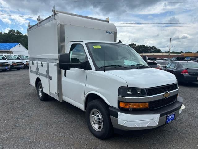 2025 Chevrolet Express Cutaway Work Van
