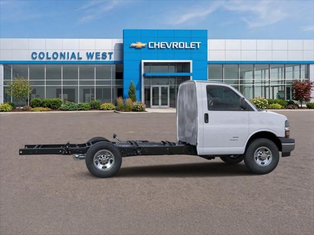 2025 Chevrolet Express Cutaway Work Van