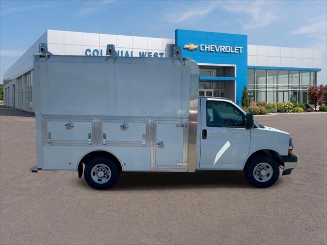2025 Chevrolet Express Cutaway Work Van
