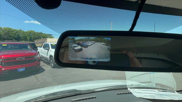 2025 Chevrolet Express Cutaway Work Van