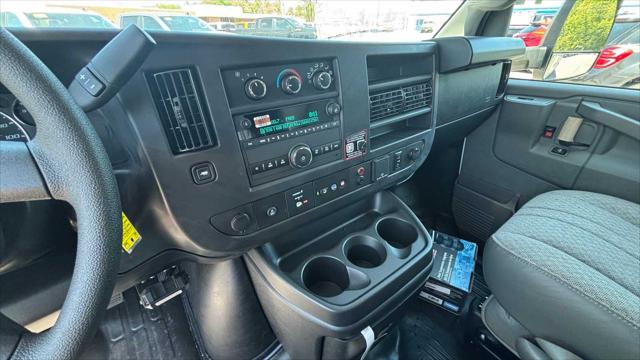 2025 Chevrolet Express Cutaway Work Van