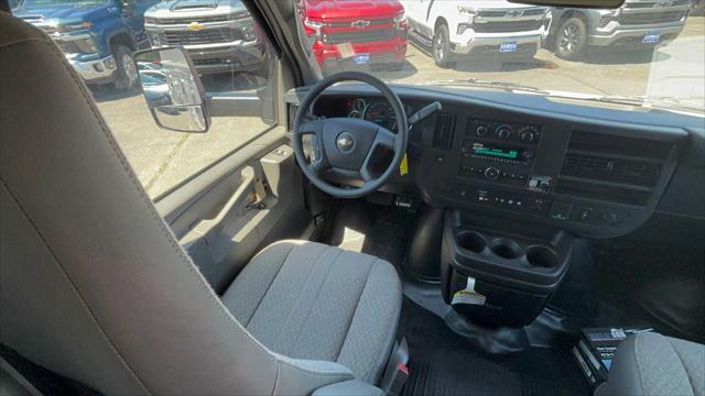 2025 Chevrolet Express Cutaway Work Van