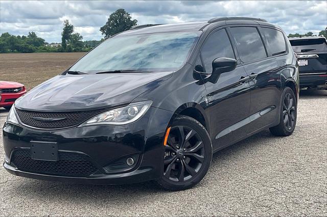 Used 2020 Chrysler Pacifica For Sale in Olive Branch, MS