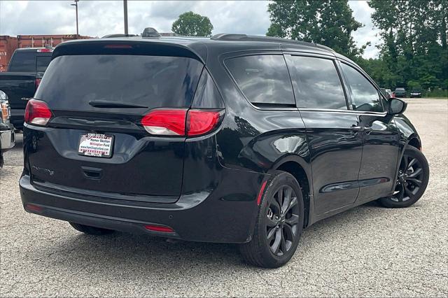 Used 2020 Chrysler Pacifica For Sale in Olive Branch, MS