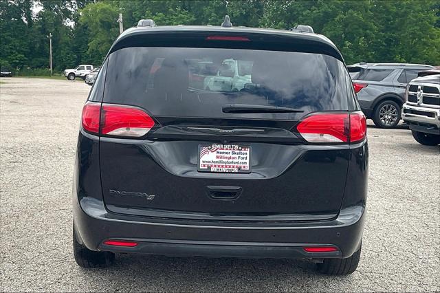 Used 2020 Chrysler Pacifica For Sale in Olive Branch, MS