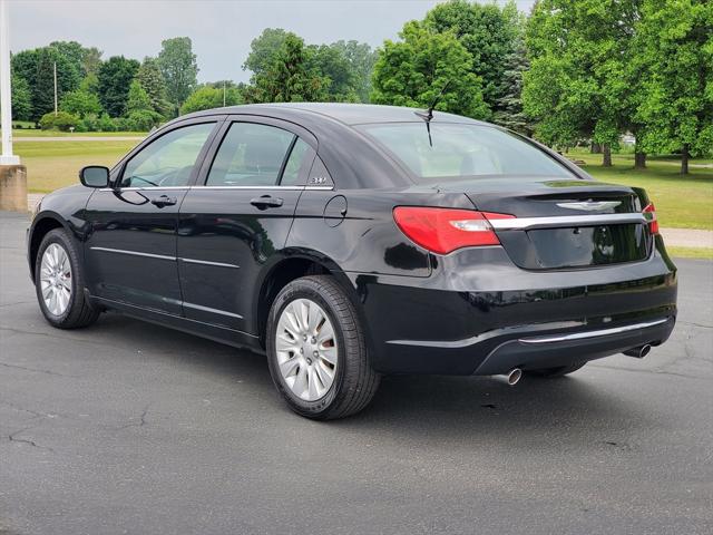 Used 2013 Chrysler 200 For Sale in Waterford Twp, MI