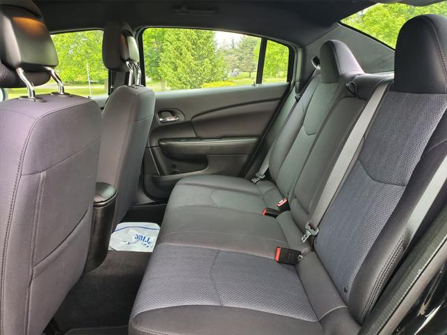 Used 2013 Chrysler 200 For Sale in Waterford Twp, MI