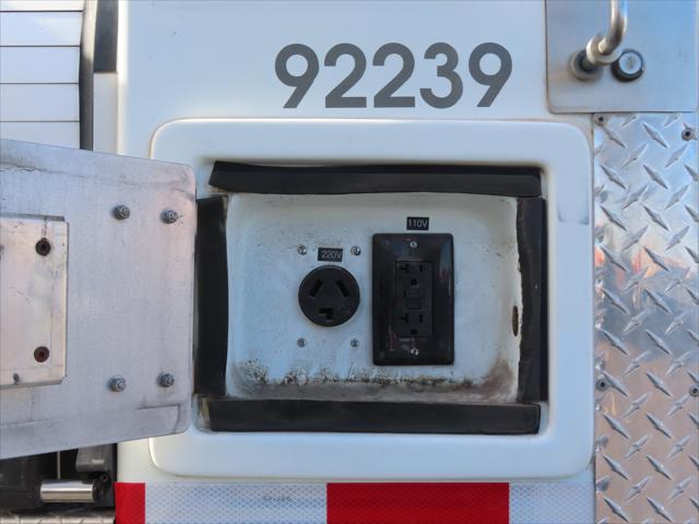 2012 Ford F-550 XL