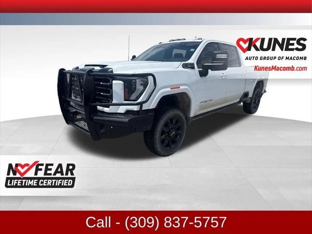 2024 GMC Sierra 3500HD 4WD Crew Cab Standard Bed AT4
