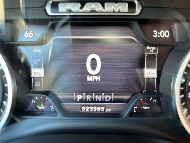 2022 RAM 1500 Laramie Crew Cab 4x4 57 Box