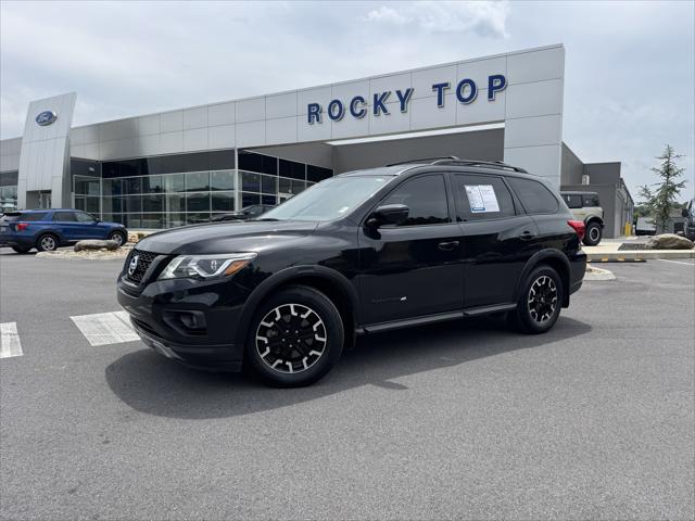 2019 Nissan Pathfinder SL