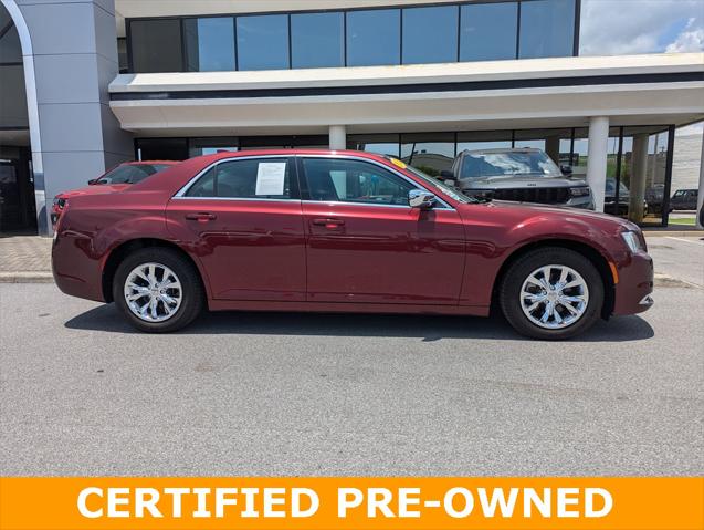 2023 Chrysler 300 Touring