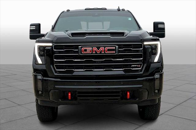 2024 GMC Sierra 2500HD 4WD Crew Cab Standard Bed AT4