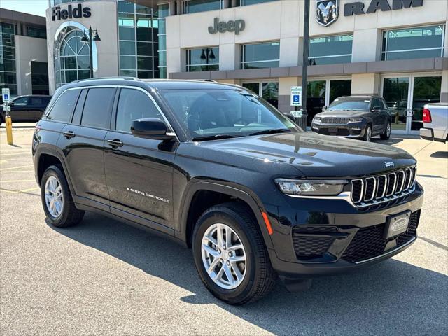 2023 Jeep Grand Cherokee Laredo 4x4