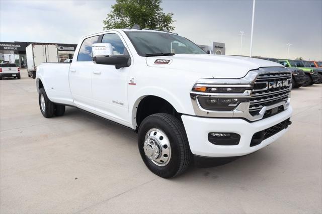 2025 RAM Ram 3500 RAM 3500 LIMITED LONGHORN CREW CAB 4X4 8 BOX