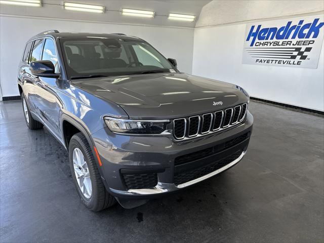 2023 Jeep Grand Cherokee L Laredo 4x4