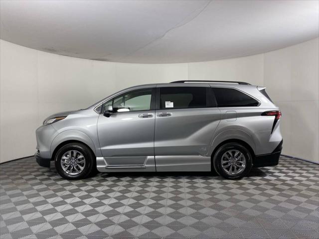 2022 Toyota Sienna XLE