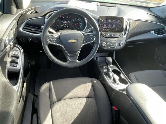 2023 Chevrolet Malibu FWD 1FL