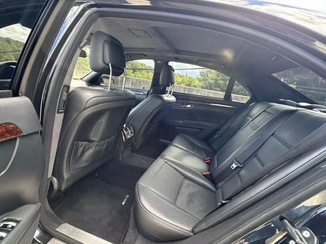 2009 Mercedes-Benz S 63 AMG S 63 AMG