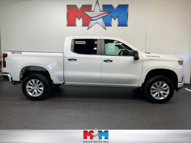 2021 Chevrolet Silverado 1500 4WD Crew Cab Short Bed Custom