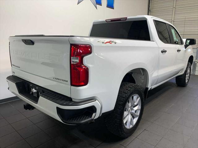 2021 Chevrolet Silverado 1500 4WD Crew Cab Short Bed Custom