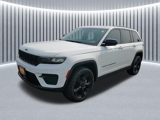 2022 Jeep Grand Cherokee Altitude 4x4