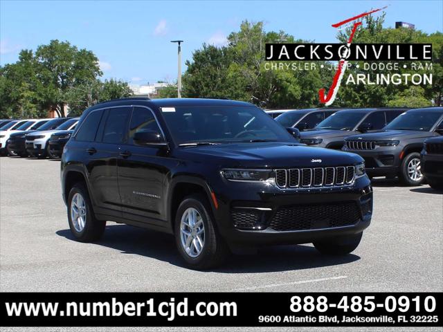 2025 Jeep Grand Cherokee GRAND CHEROKEE LAREDO X 4X2