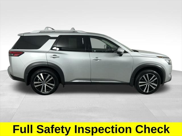 2024 Nissan Pathfinder Platinum FWD