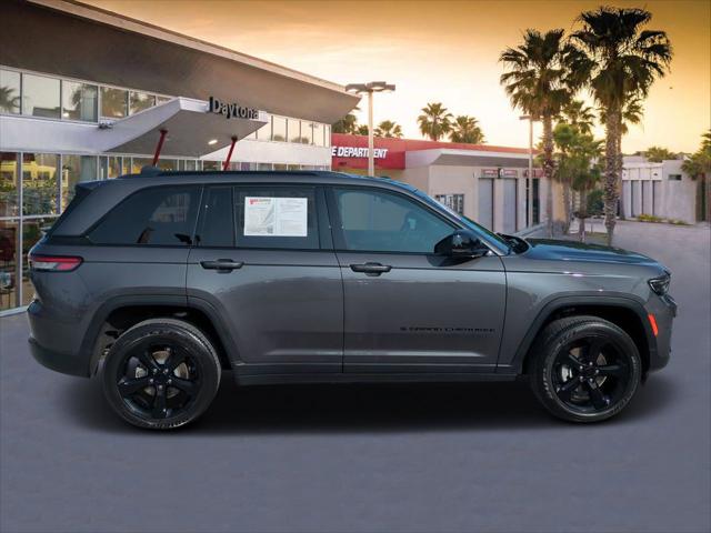 2024 Jeep Grand Cherokee Altitude 4x2