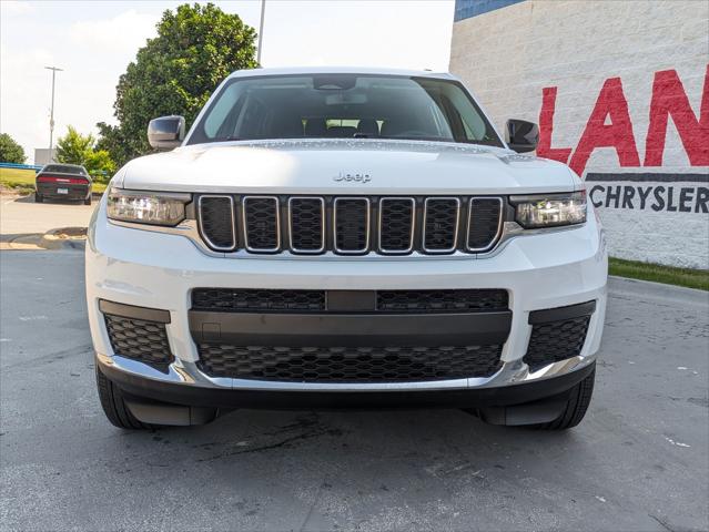 2023 Jeep Grand Cherokee L Laredo 4x4