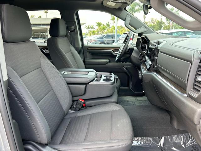 2024 Chevrolet Silverado 1500 4WD Crew Cab Standard Bed LT