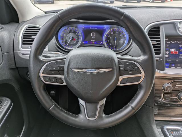 2021 Chrysler 300 Touring L