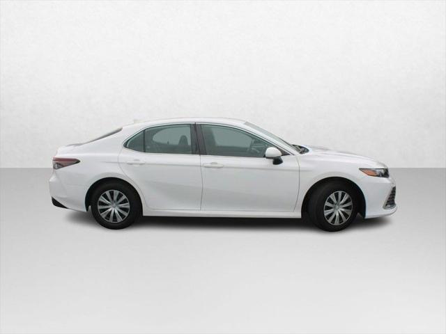 2022 Toyota Camry LE Hybrid