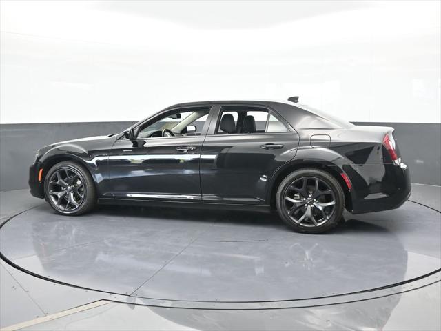 2022 Chrysler 300 Touring