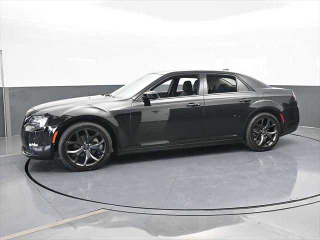 2022 Chrysler 300 Touring
