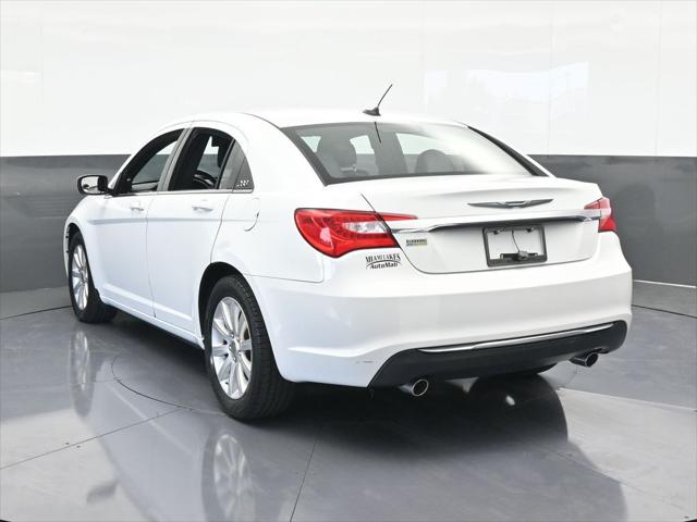 2013 Chrysler 200 Touring