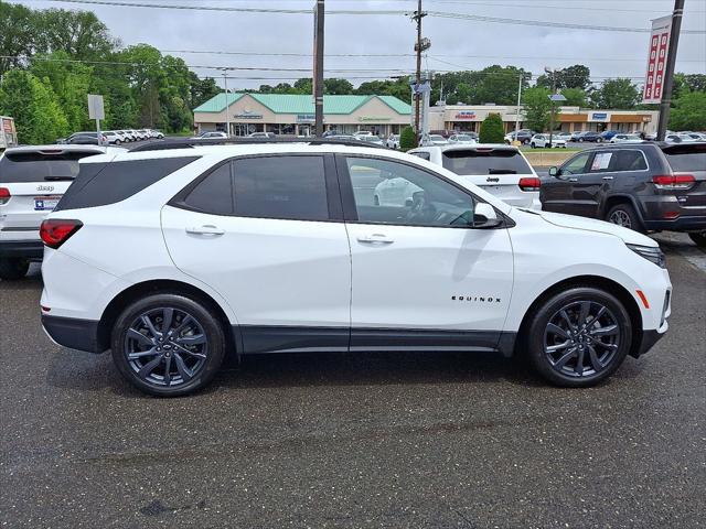 2022 Chevrolet Equinox FWD RS