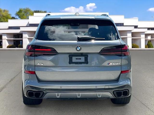 2024 BMW X5 M60i