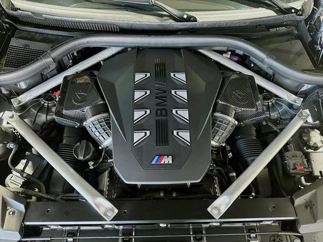 2024 BMW X5 M60i