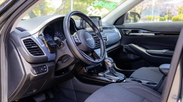 2023 Kia Seltos S