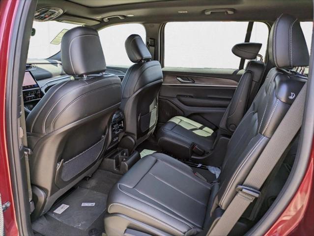 2025 Jeep Grand Cherokee Limited 4x2