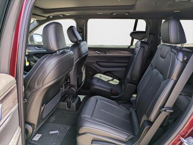 2025 Jeep Grand Cherokee Limited 4x2