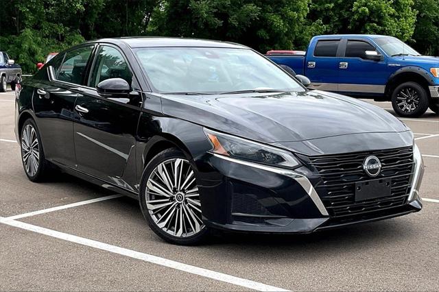2023 Nissan Altima SL FWD