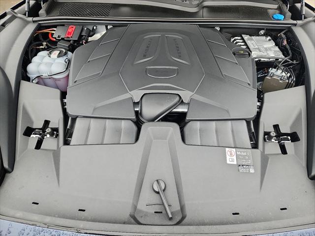 2025 Porsche Cayenne Unknown