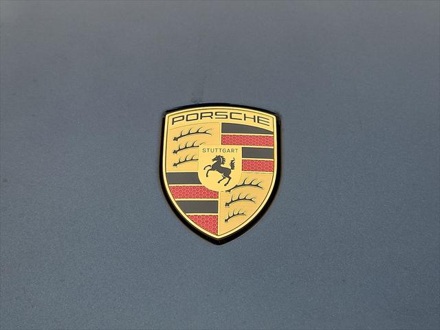 2025 Porsche Cayenne Unknown